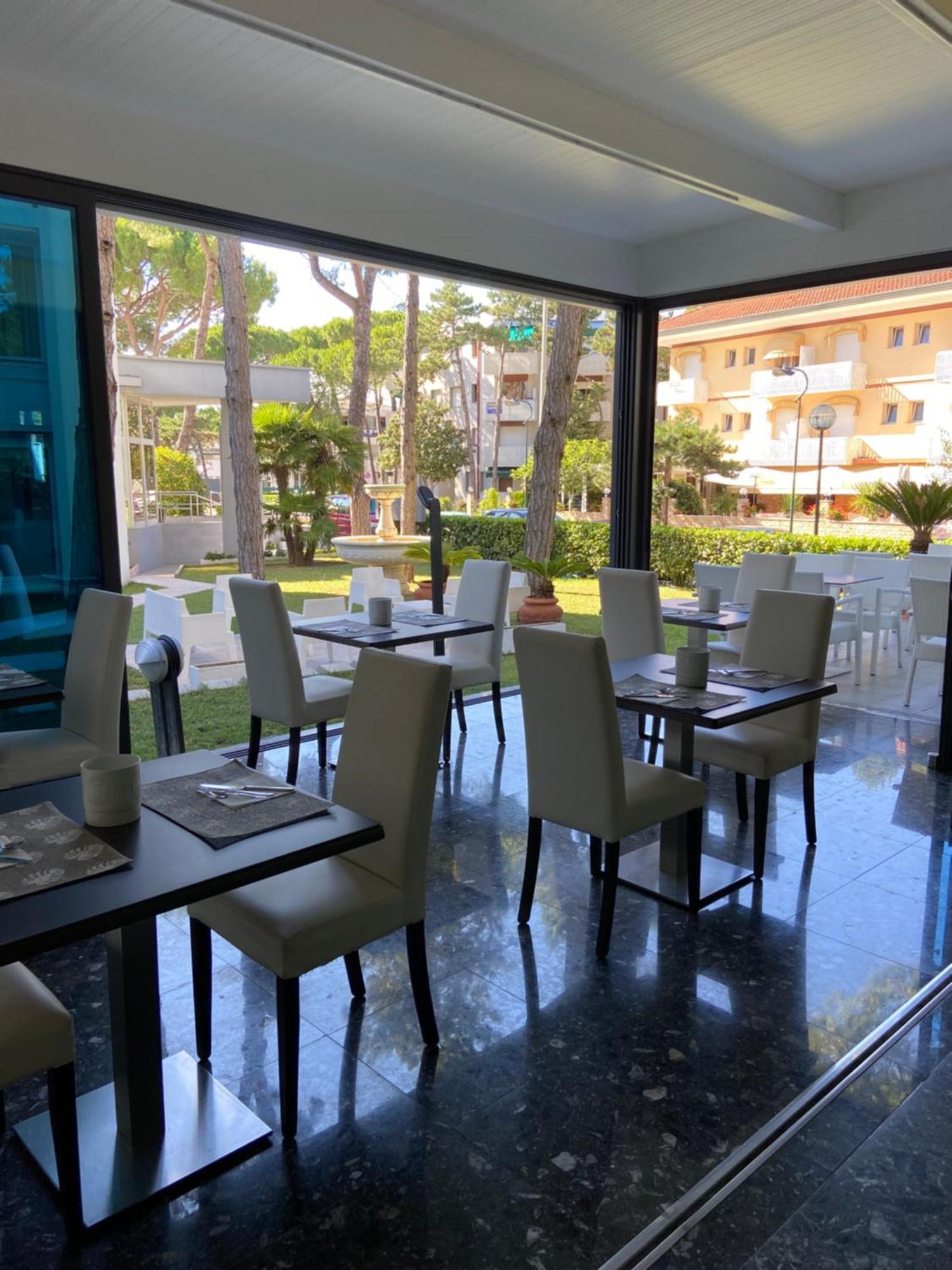 ליגננו סביאדורו Hotel Bellevue מראה חיצוני תמונה