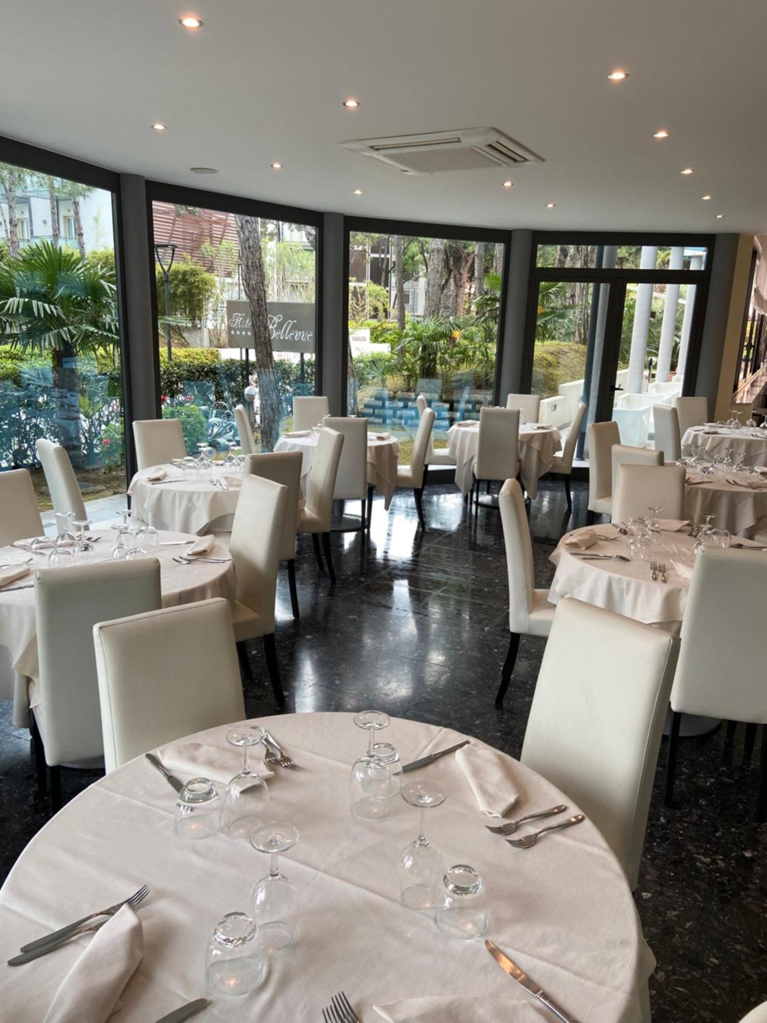ליגננו סביאדורו Hotel Bellevue מראה חיצוני תמונה