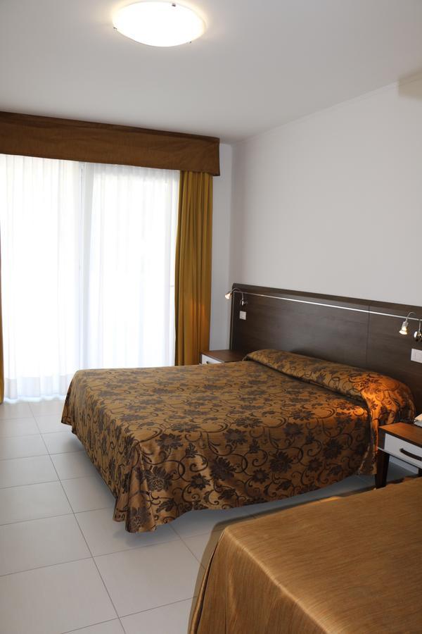ליגננו סביאדורו Hotel Bellevue מראה חיצוני תמונה